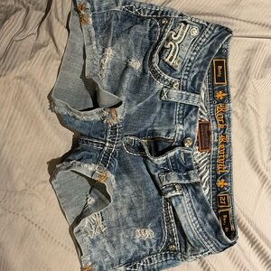 Amazing fit and comfortable